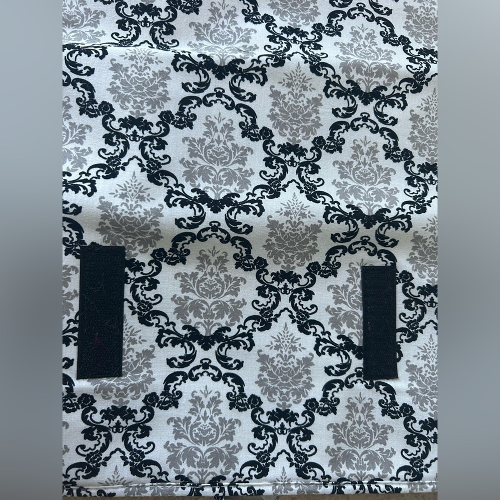 Laura Ashley large toiletry hanging travel pack in black and white design - Picture 8 of 8